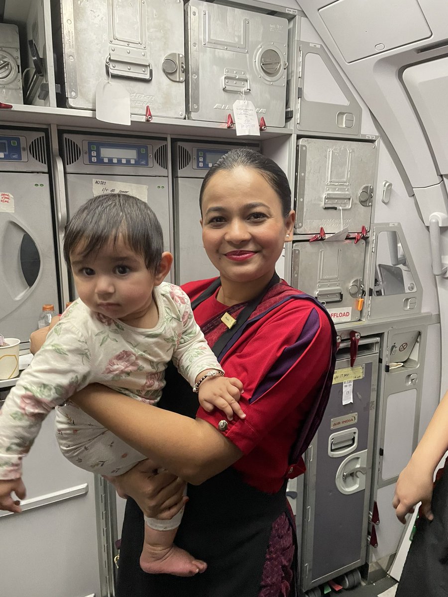 I was on a flight from Singapore to Delhi last night and I must say the service was outstanding. The air stewardess was so helpful that they even helped a young mother who wanted to make the feed for her child. Well done <a href="/airindia/">Air India</a> #AirIndia #airhostess #Maharaja