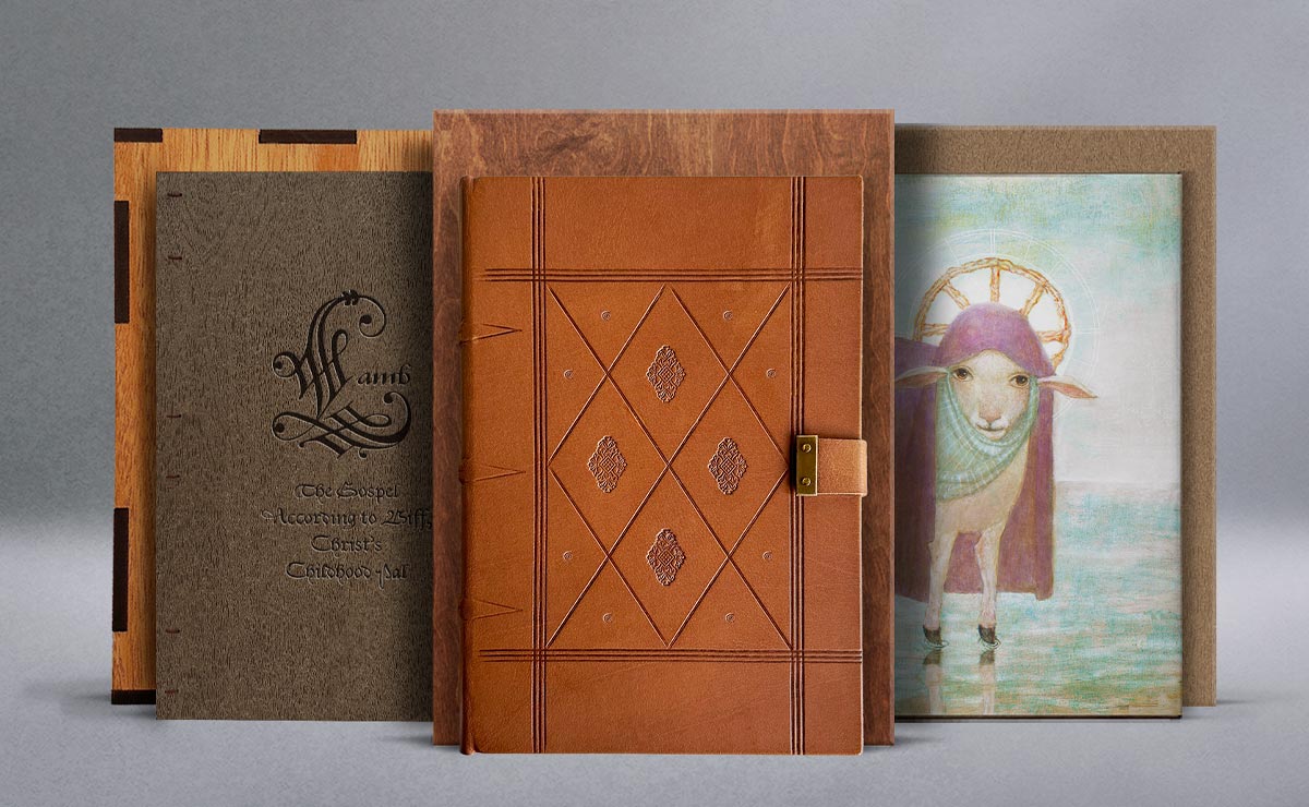 We are pleased to announce our signed limited edition of LAMB: The Gospel According to Biff, Christ's Childhood Pal by Christopher Moore, featuring a new introduction by the author and illustrations by Bill Carman. <a href="/TheAuthorGuy/">Christopher Moore</a> @BillCarman  

Order here: suntup.press/lamb