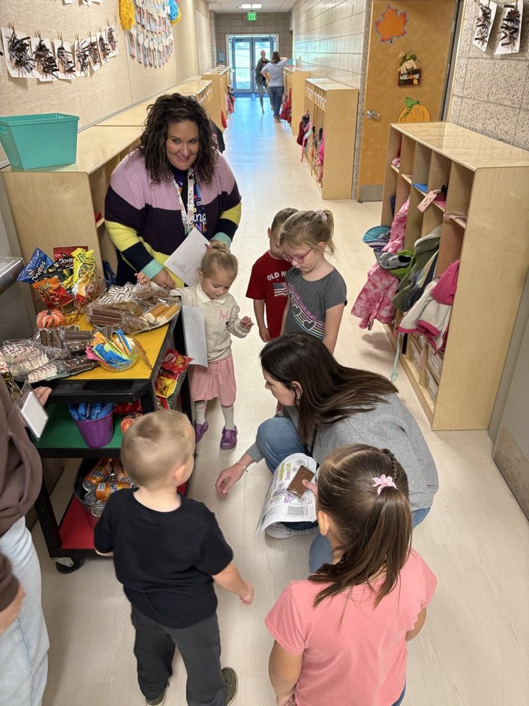 MECC2022's tweet photo. The counselors and students are spreading kindness to teachers with a treat from the kindness cart on World Kindness Day!❤️ https://t.co/63uN6dTnr6