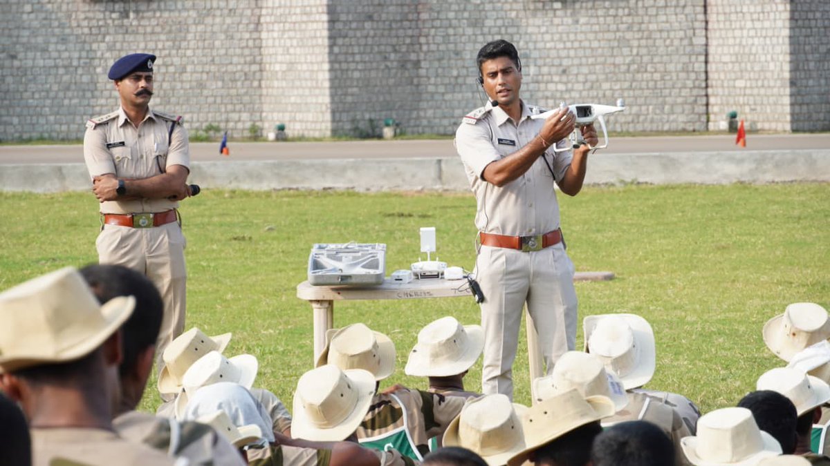 CISFTraining's tweet photo. Drone Training Classes for Trainees at CISF RCRTC Thakkolam!
Drone training classes were conducted at CISF RCRTC Thakkolam, to enhance the technical and operational skills of trainees.
#CISF #RCRTCThakkolam #DroneTraining #TechnologyInSecurity #CISFTraining @CISFHQrs https://t.co/mYZIuRmEUM