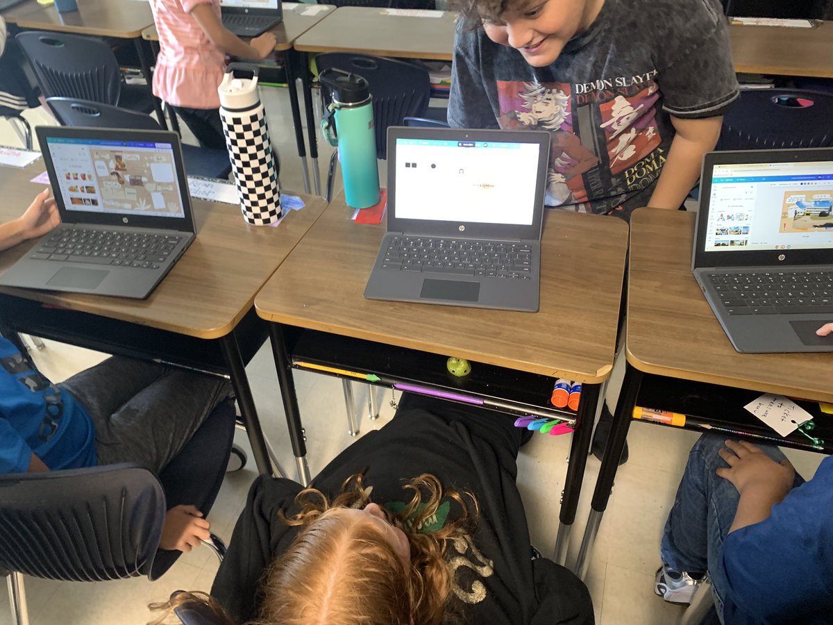 Amanda Barrett tweet media