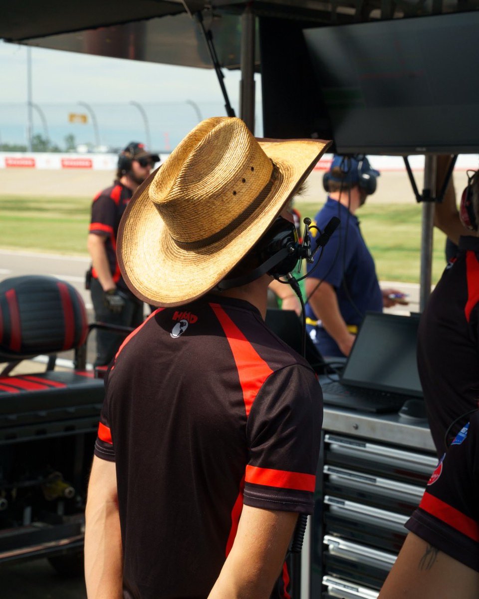 Evagoras71 tweet media