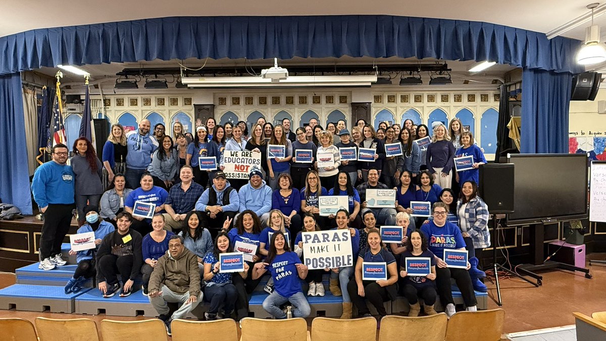 PACK 91 celebrates our paraprofessional today and everyday 
#packparaprofessionals
#onepackmanypawprints
<a href="/NYC_District24/">Anthony Rivera-School District 24</a> <a href="/DOEChancellor/">Chancellor Melissa Aviles-Ramos</a>