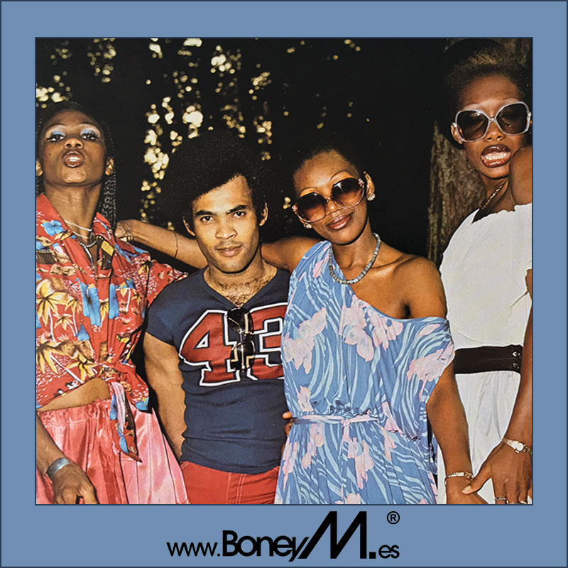 Boney M. fans, here’s a challenge!
Where have you seen the T-shirt Bobby’s wearing in this photo? 👀
Only true fans will know… 🤔

BoneyM.es ®
#Official <a href="/BoneyM_es/">BoneyM.es®</a> 

#BoneyM #BoneyM50thAnniversary #ElChicoBoneyM  <a href="/ElChicoBoneyM/">El Chico Boney M.</a> #Tbt #ThrowbackThursday #Flashback