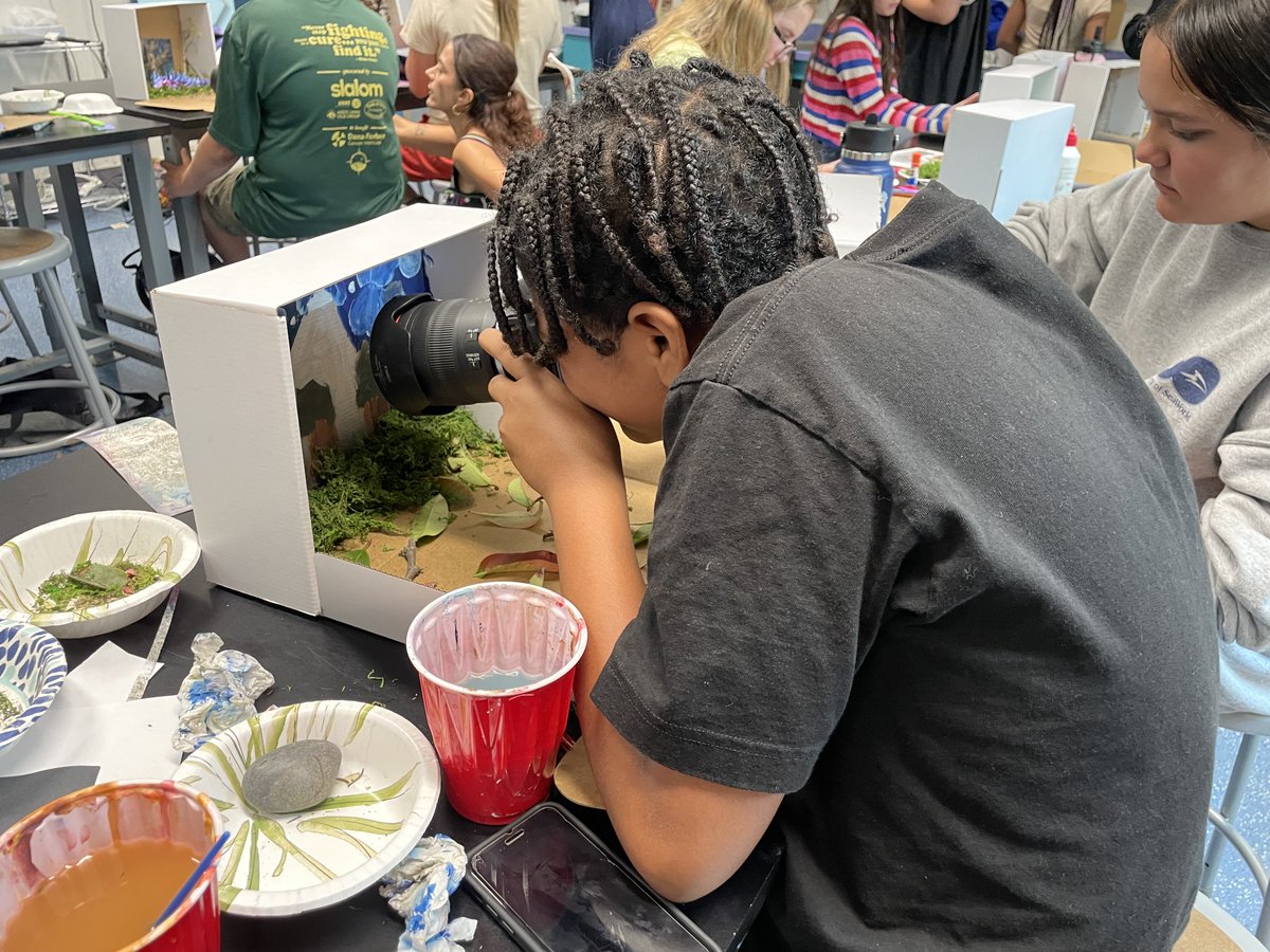 🎬 Creators! We need you.
Join us in amplifying youth voices through Reel Voices, Real Change — our event supporting youth in filmmaking, storytelling, and environmental justice.
👉 Stream for BSF:
 streamlabscharity.com/bipoc-support-…
#ExploreNextDoor