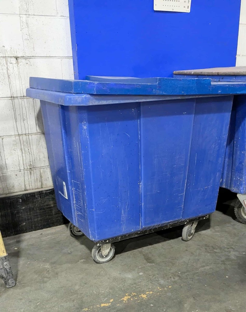 Steph Solis is on Threads tweet media