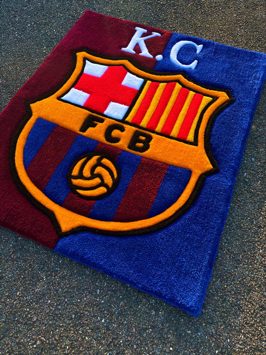 adanUnleashed's tweet image. Created this rug for a Lady in Tobago! Drop a ❤️ and check out RUGITT868 on Instagram!