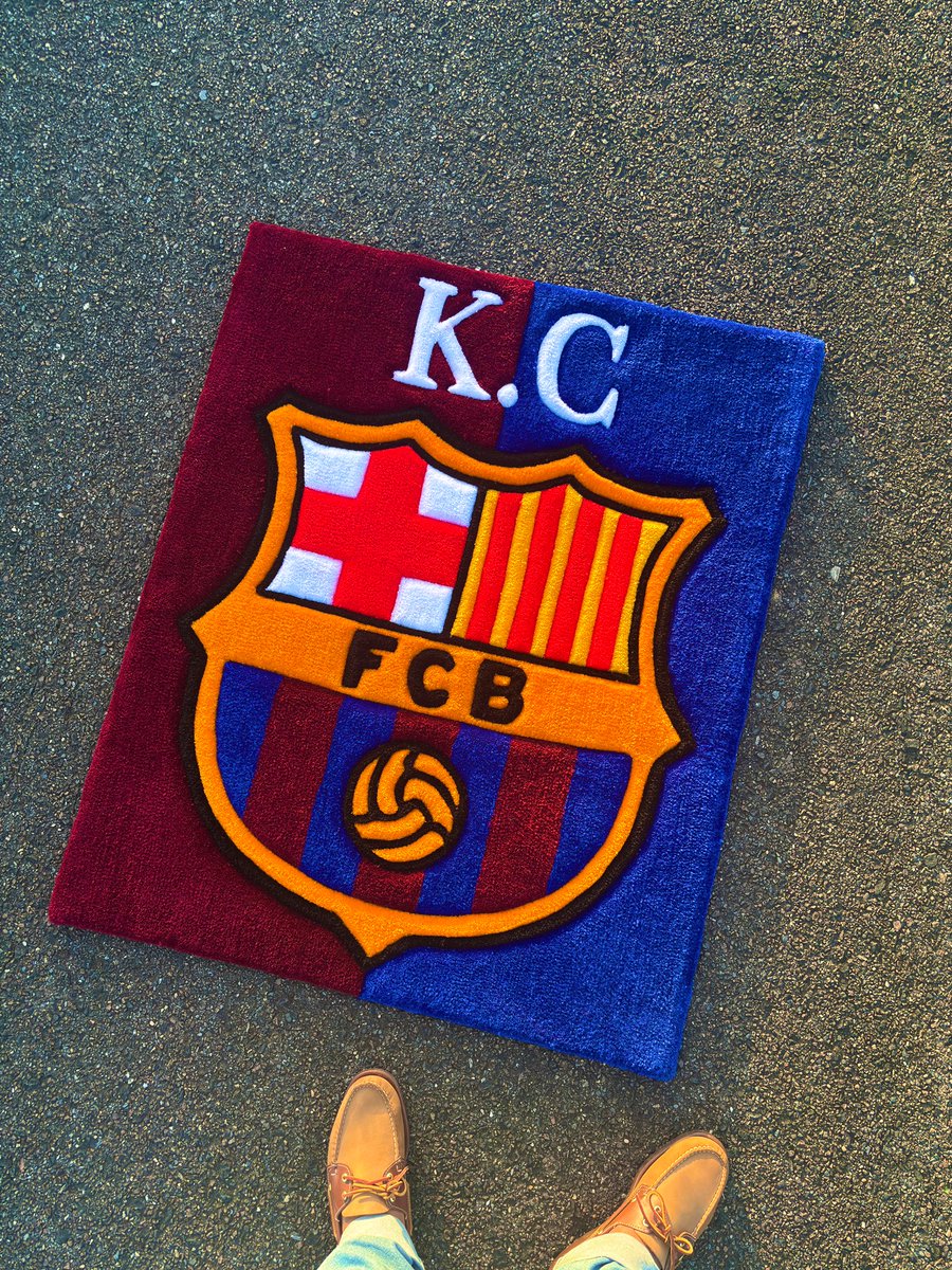 adanUnleashed's tweet image. Created this rug for a Lady in Tobago! Drop a ❤️ and check out RUGITT868 on Instagram!