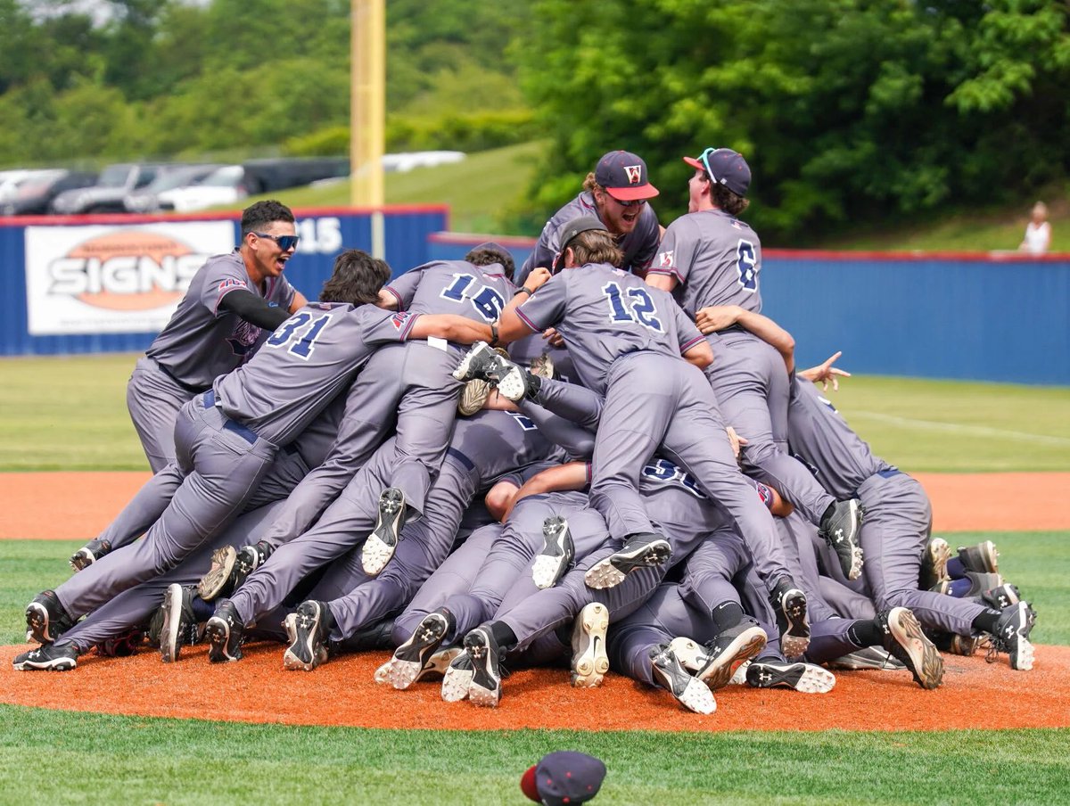 Head Coach for <a href="/WSCCbaseball/">WaltersStBaseball</a> Dave Shelton has built an absolute powerhouse. As of the 2025 season, Dave Shelton has a record of 559-119-1. He has also led the Senators to winning seven regular-season TCCAA championships and five Region VII Tournament championships.