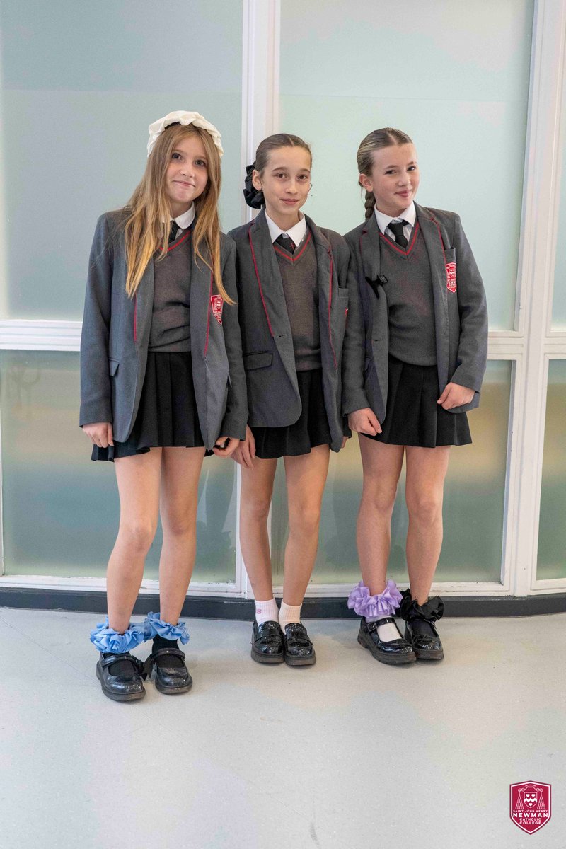 In memory of Mr Smith, our community came together in style and has raised over £400. Thank you to everyone who joined in today. 🧦💙 #FunkySocksDay