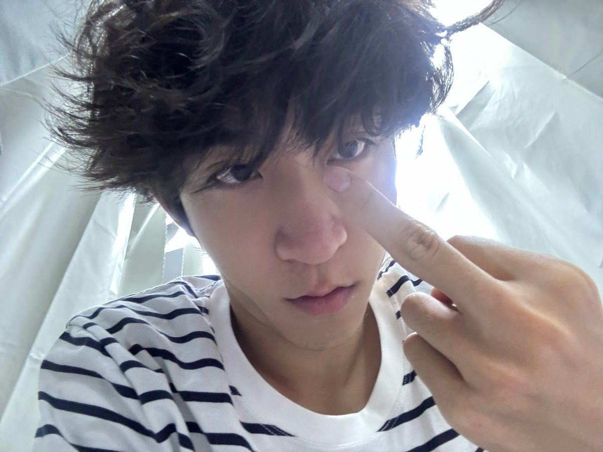 sesedeio's tweet photo. 所以练肌肉的代价是什么 我恨这个世界 #男大学生 #处男 #色色 #s https://t.co/YS7aAf7zVd