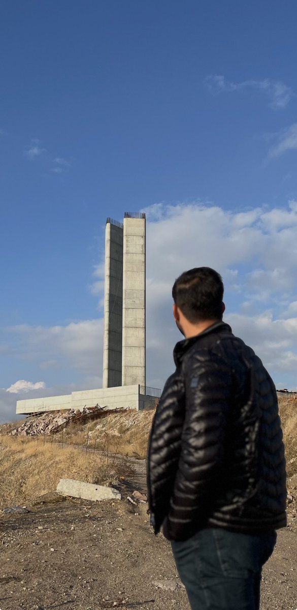 Mansur Yavaşın yaptığı 2.2 milyar TL lik yatırıma bakarken akılda canlananlar ⬇️

13 Kasım 2025, Ankara’nın kalbi Altındağ’da, Hıdırlıktepe’deyiz.
Bir süredir Ankara’da “şeffaflık”, “hizmet”, “katılımcılık” kelimeleri havada uçuşuyor.
Ne gariptir ki; bu kadar çok sözün