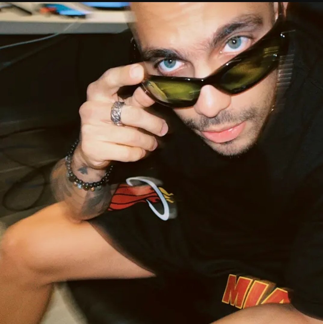 El mood de hoy es: MI PRIMERA TRABA

ALTAFULLA X BIG SOTO