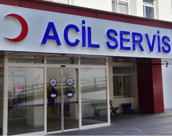 Son 1 haftada;

-Karabük'te dönerden 28 öğrenci zehirlendi
-Rize'de 94 kişi mevlitte tavuktan zehirlendi
-Bursa'da tavuk pilavdan 11 tarım işçisi zehirlendi
-Kayseri'de sucuk yiyen 80 öğrenci ve
-Samsun’da 5 öğrenci hamburgerden rahatsızlanarak hastaneye kaldırıldı

— İrfan Donat