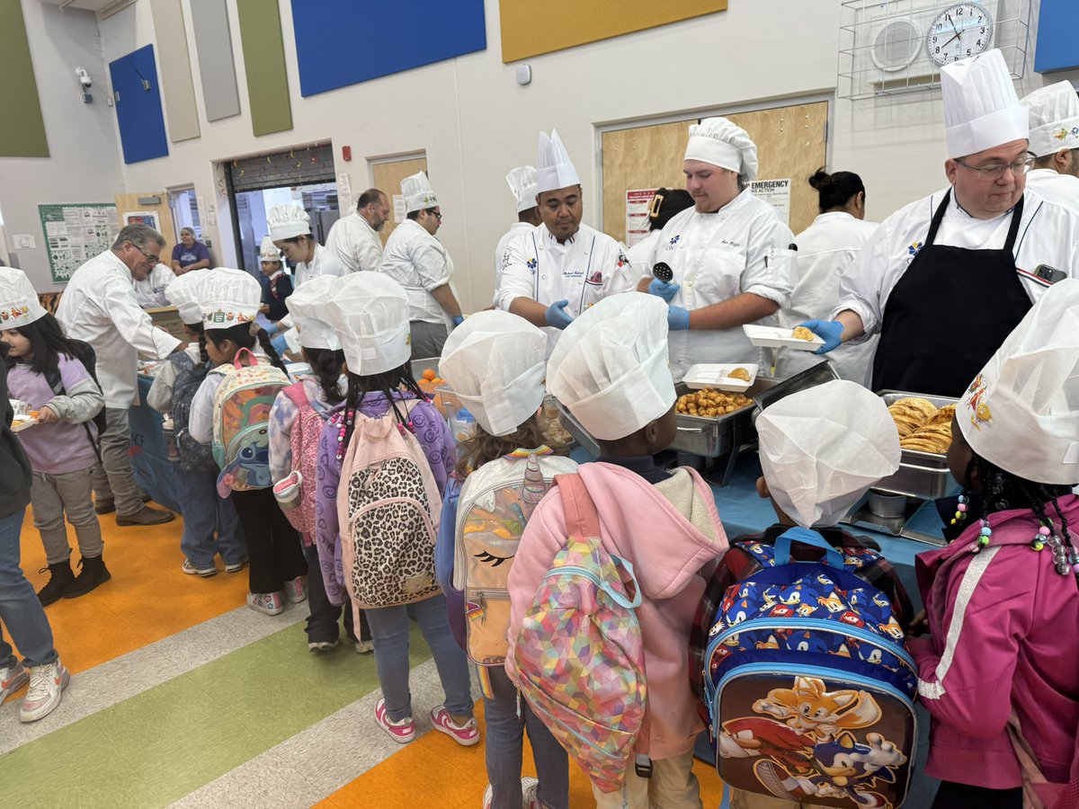 Sarah Popek tweet media