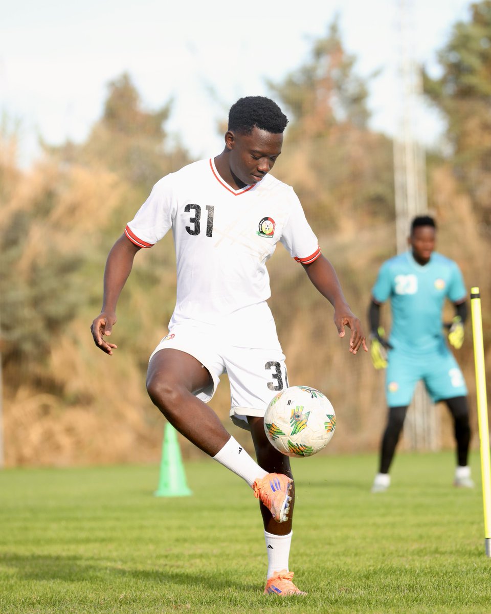 Harambee__Stars's tweet photo. First training session in Turkey

#HarambeeStars https://t.co/QYbaFYHx7E