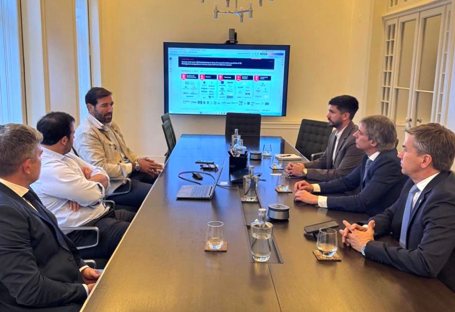 El Norte Grande cerró en Lisboa su agenda internacional

Intensa agenda de actividades junto a representantes de Santiago del Estero, Catamarca, Tucumán y Formosa

LEER MAS: solochaco.com/el-norte-grand…