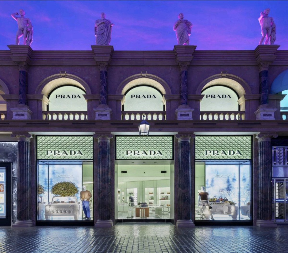 cppluxury's tweet image. PRADA opens new store in Las Vegas at Caesars Forum

#Prada #LasVegas #CaesarsForum #luxuryfashion #luxurybags #luxury #fashion #luxuryaccessories #luxuryretail #luxuryboutique @Prada