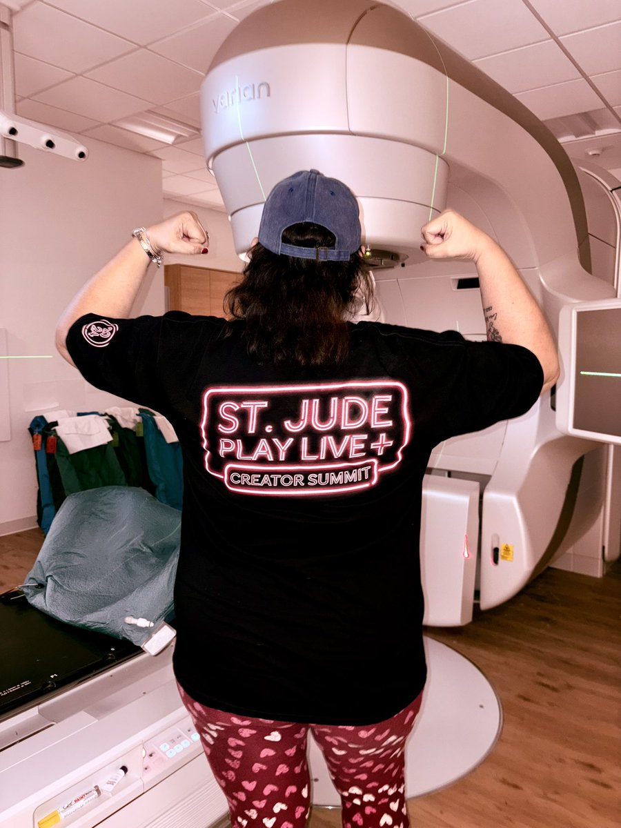 As I go through radiation I rock my shirt and talk about my hero’s, the children who fight, I carry you all with me. Let’s do this!! #CancerAwareness ##canceradvocate <a href="/StJudePLAYLIVE/">St. Jude PLAY LIVE</a>