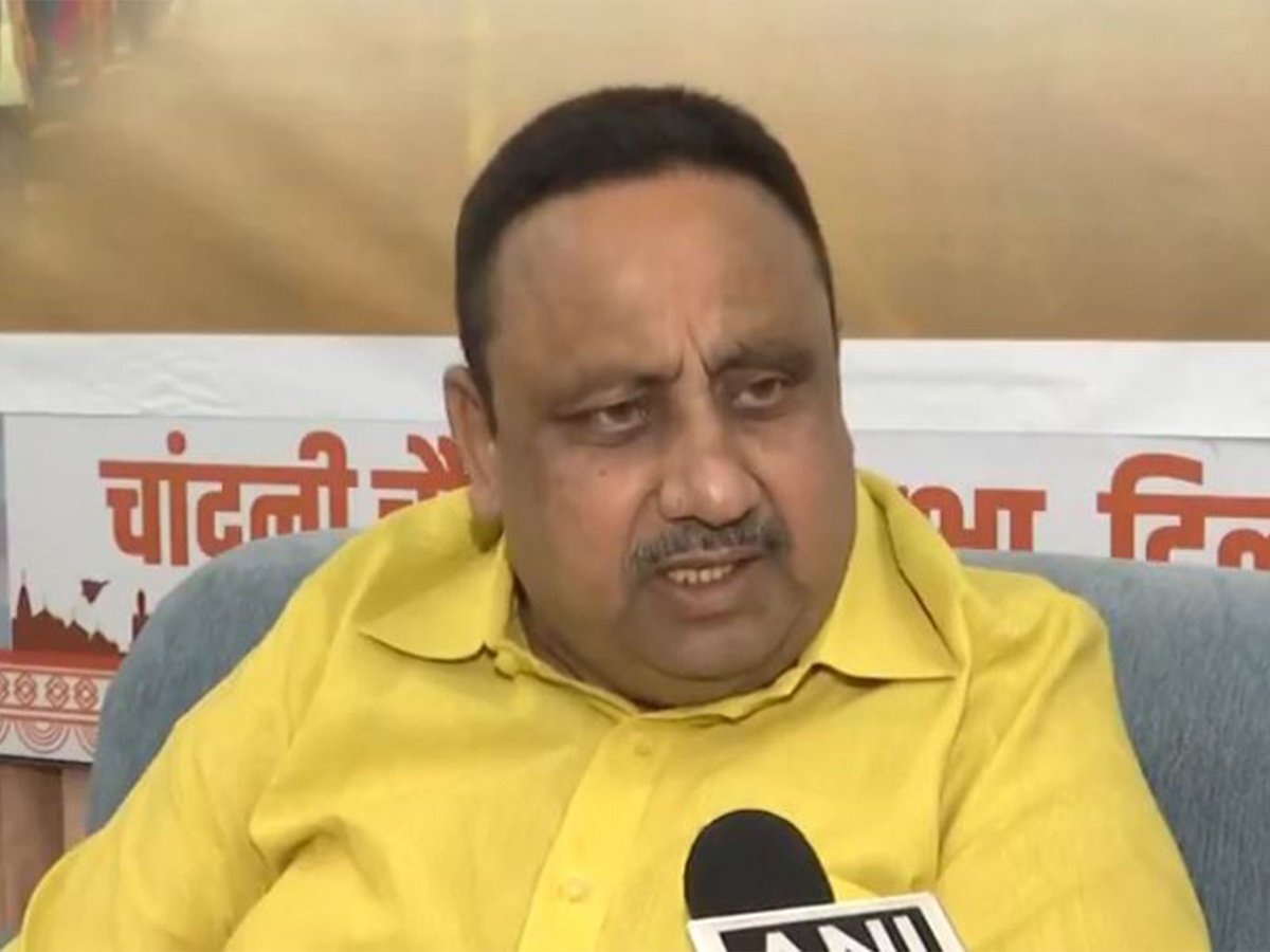 ani_digital's tweet image. "He wants to mislead people": BJP's Praveen Khandelwal slams Chidambaram over "home-grown terrorist" remark

Read @ANI Story | aninews.in/news/national/…
#PraveenKhandelwal #PChidambaram #HomeGrownTerrorist