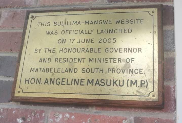 Realbeefactor's tweet image. In 2005 an entire Governor for Mat South officially opened a website and a plaque was put. Thus how low we have gone as a country. #Zimbabwe