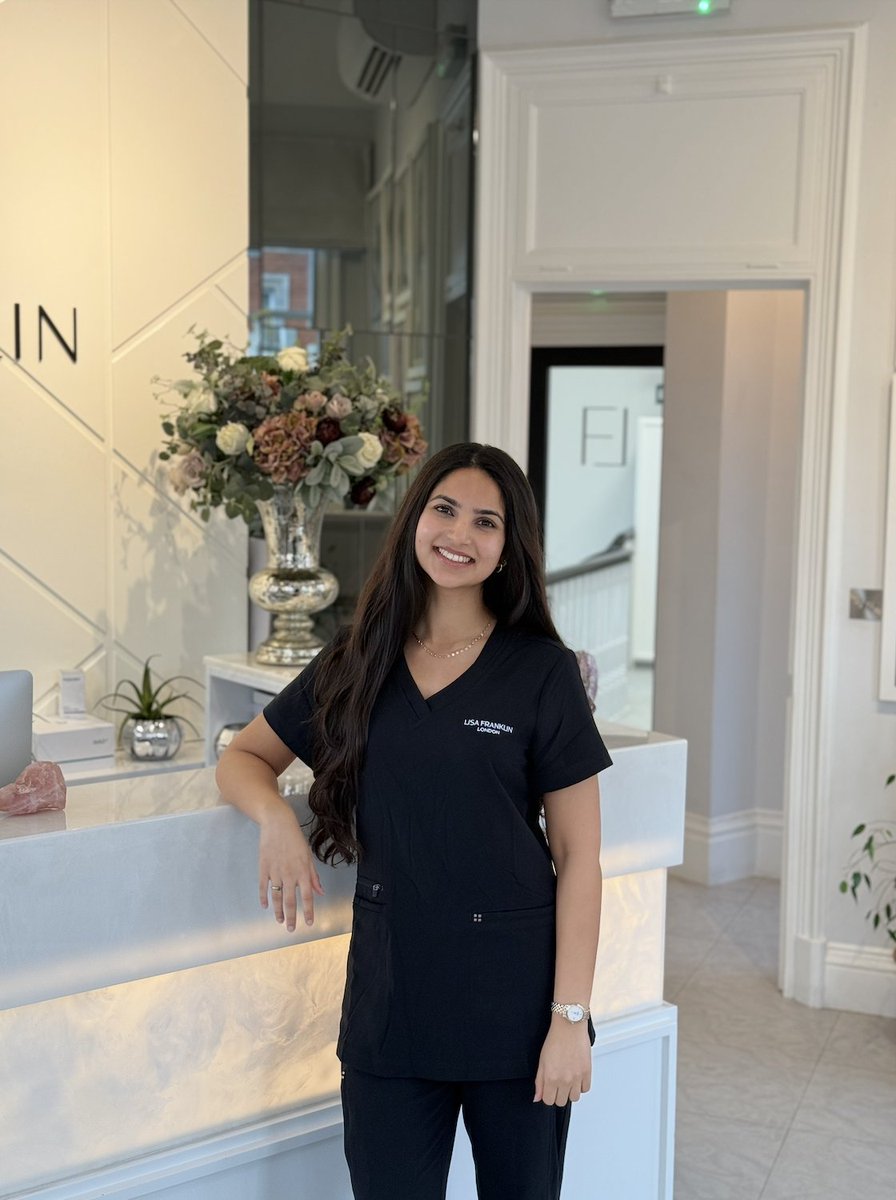 Meet Dr Uroosa Moqeem, the newest member of our expert team here at Clinic Privé

As an Aesthetic Practitioner, Dr Uroosa brings a passion for achieving natural, radiant results through advanced, patient-centred care.