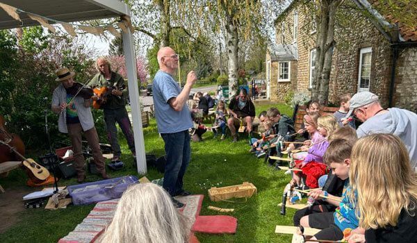 coop_finance's tweet image. 🍻We welcome loan applications from people who want to set up and run community-owned pubs!

Loan finance of between £75,000 to £150,000 is available through our More Than A Pub programme.

Find out more 👉 buff.ly/RgfXN5p 

#MoreThanAPub #CommunityPubs