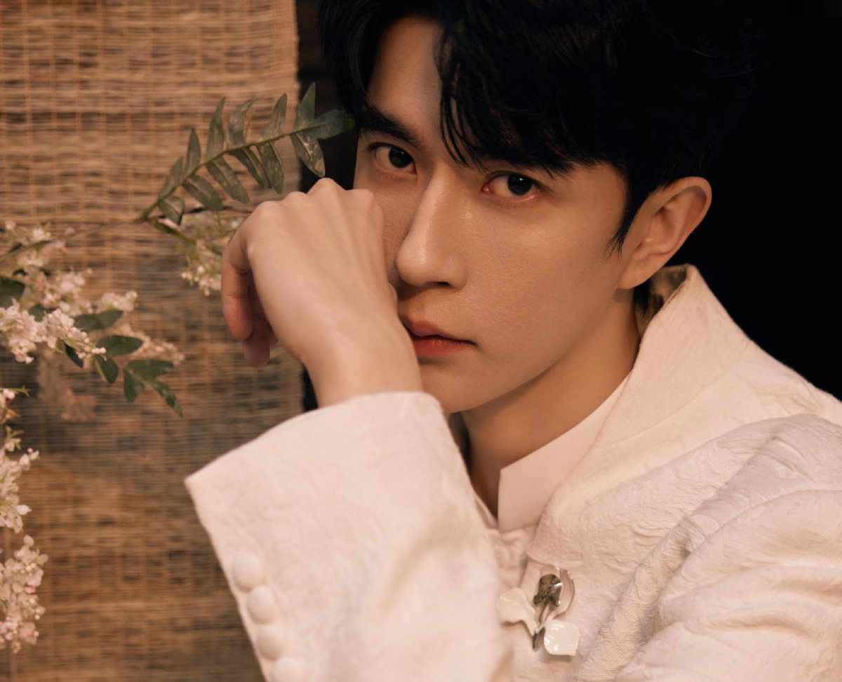 VroniRubin's tweet image. We stand together for #YuMenglong. In grief, in anger, in hope. His story matters. Our voices matter. Let’s keep speaking, keep sharing, keep demanding truth. Justice is a collective promise—we won’t break it. #JusticeForYuMenglong #YuMenglongFallingEvent 
#于朦胧