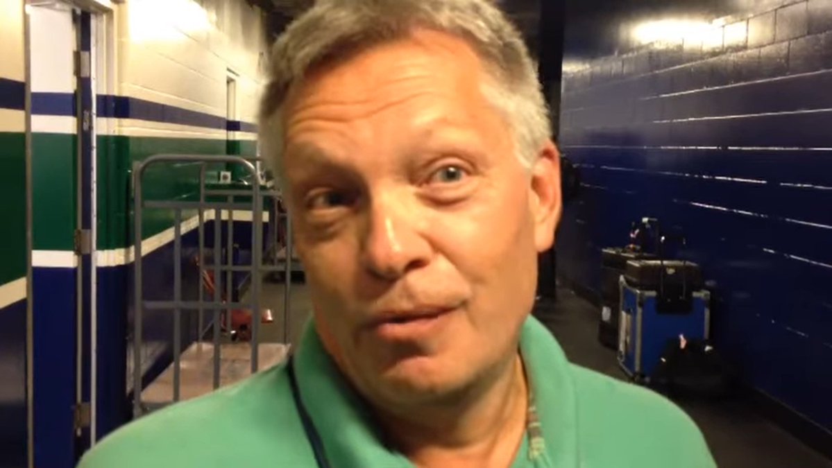 Tributes pour in for Larry Brooks following legendary hockey writer’s death dlvr.it/TPFX2N