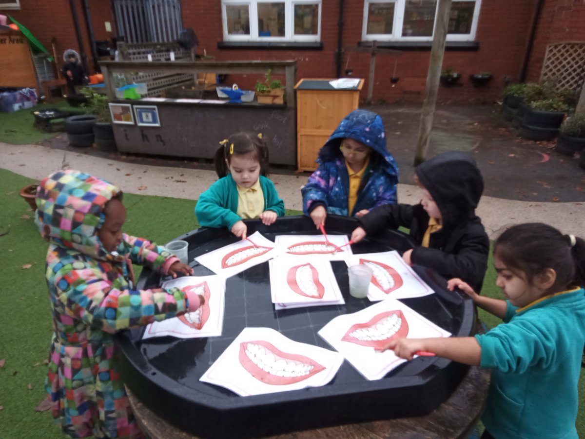 Our Reception children enjoyed learning about dental hygiene last week with #BrushBus. Here are some children enjoying brushing teeth in the #outdoorprovision. 

#earlyyears #dentalcare #personaldevelopment