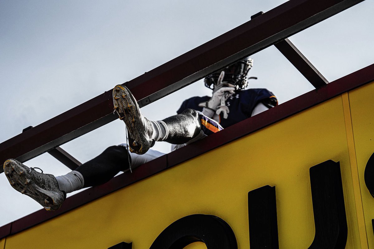 Cam “King” Mitchell tweet media