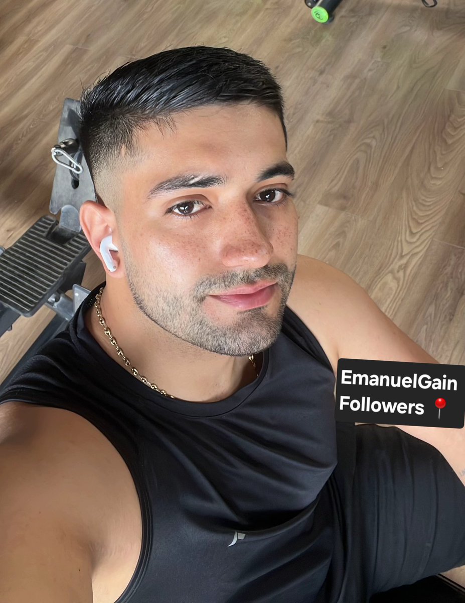 #EmanuelGainFollowers 📍
Hoy juega Guatemala 🇬🇹 vs Panamá 🇵🇦 Hagan sus pronósticos, caballeros! ¿Quién gana, quién anota el primer gol y cuál será el marcador exacto? veamos quién tiene la mejor intuición! #LosCaballerosdeEmaGF 
Mi pronóstico Guatemala 🇬🇹 3 Panamá 🇵🇦 2