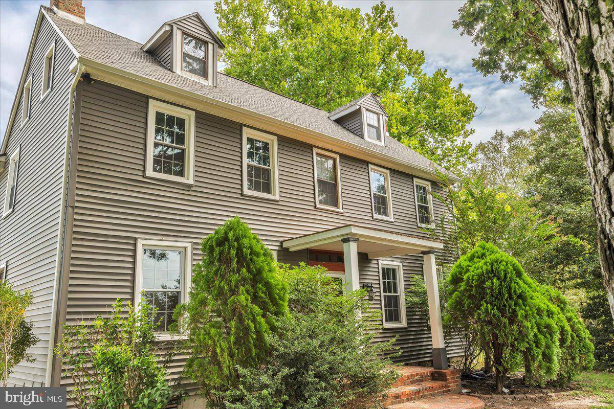 FamousJohnny's tweet image. 76 WHIG LANE RD, Monroeville, NJ 08343 is now under contract.
See this listing and more on my website: thefamousjohnnygroup.com/d8rdx1cr