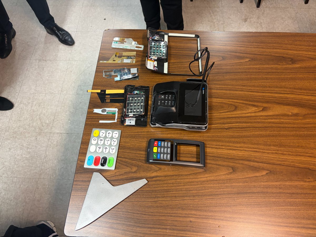 Sandra Ung 黄敏仪 tweet media