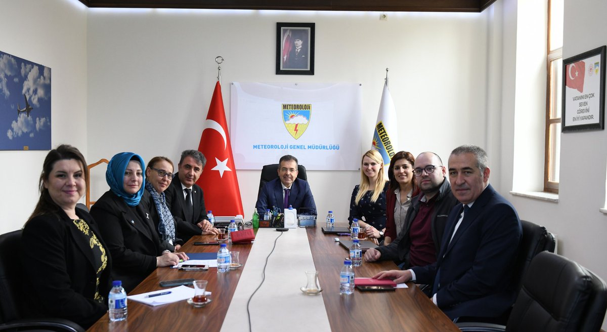 Üyesi olduğumuz ECMWF’in (Avrupa Orta Vadeli Hava Tahminleri Merkezi) düzenli üye ziyaretleri kapsamında, Kullanıcı İletişimi ve Katılımı Birimi Takım Lideri Becky Hemingway, Kıdemli Bilim İnsanı Estibaliz Gascon ve Yazılım ve Bilgi İşlem Destek Uzmanı Yiğit Altıntaş’ı ağırladık.