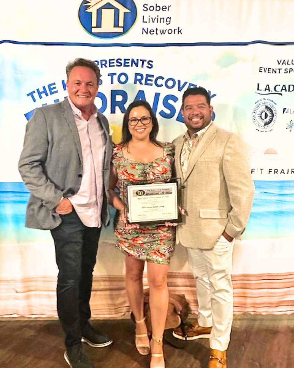 shareselfhelp's tweet image. ✨ Congratulations, Frank &amp;amp; Monique! ✨

Frank &amp;amp; Monique were honored for a second time by The Sober Living Network as Sober Living Operators of the Year! Learn about shareselfhelp.org/collaborative-….

📸 SHARE! CEO Brian D. Ulf with Monique &amp;amp; Frank
#SoberLiving #SHAREselfhelp