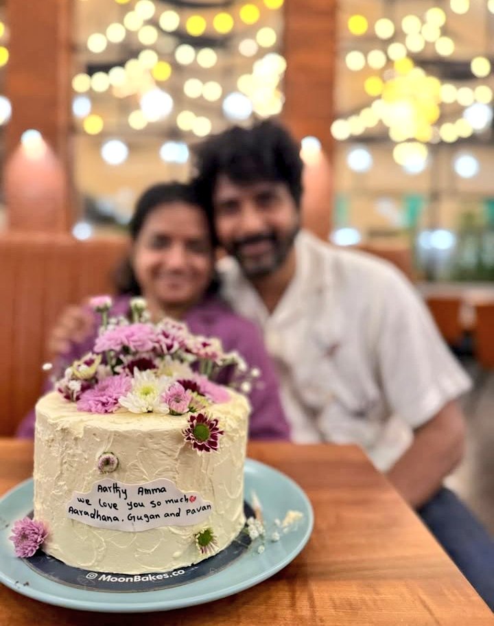 Vidyashankar_26's tweet photo. #Aarthy Anni IG Story ☺❤✨ https://t.co/bmDn5cJVpX