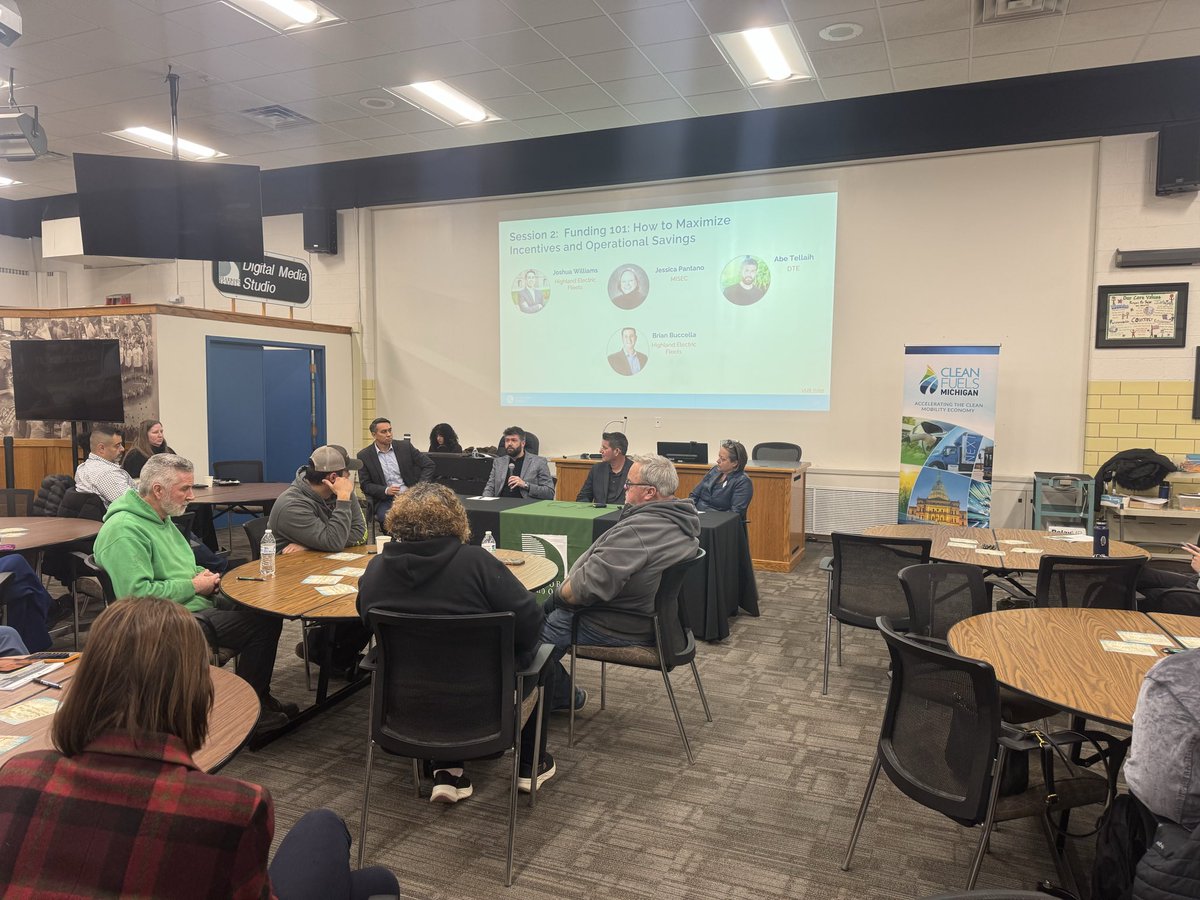 Reimagining the yellow bus means reimagining what’s possible for kids’ health.
Tailpipe pollution is carcinogenic. Electric buses eliminate it.
Let’s put children’s lungs first.
#ElectricSchoolBuses #CleanAir4Kids #ActOnClimate