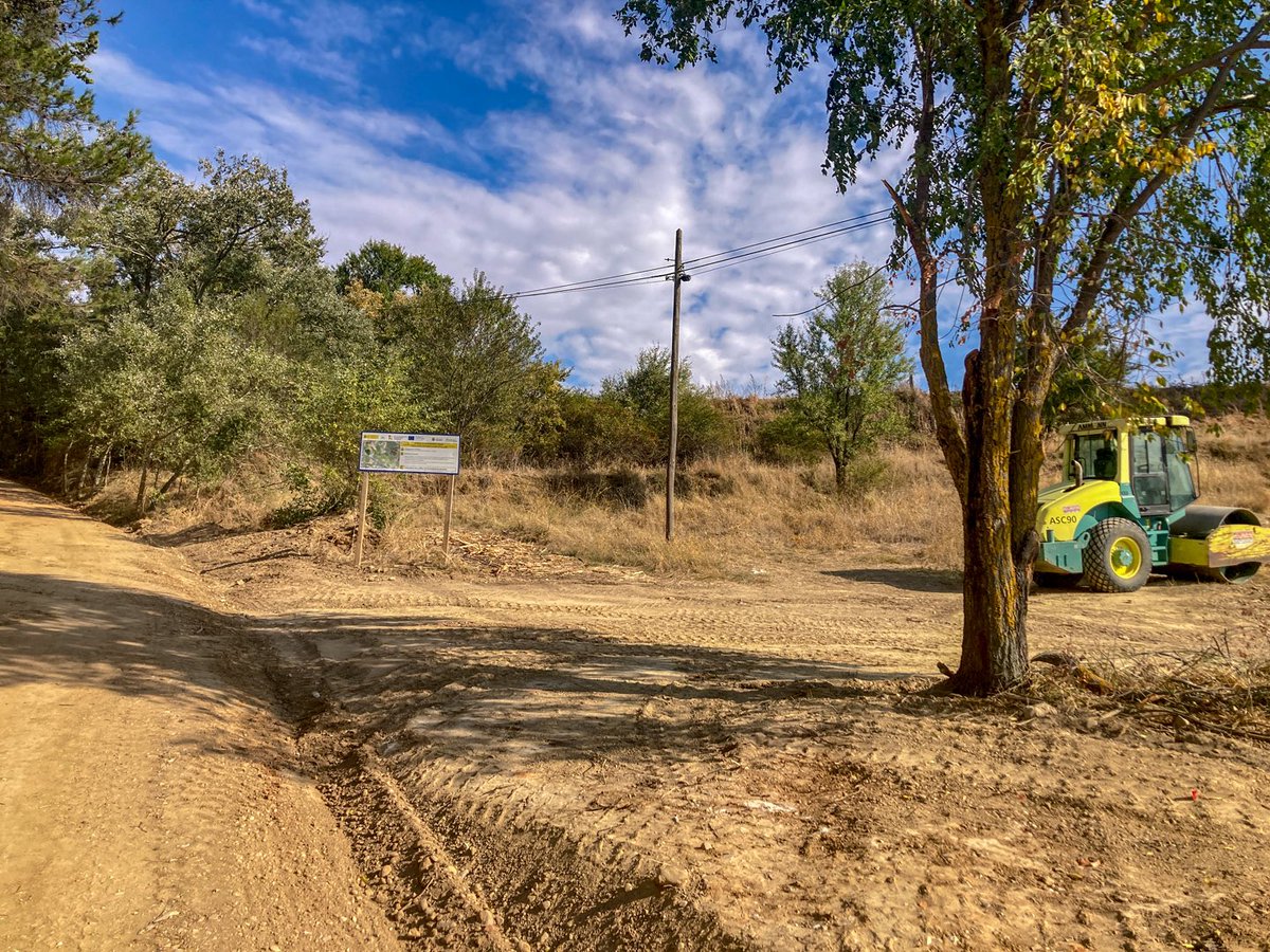 AyuntamientoVLL's tweet image. 🌳 El noroeste de Valladolid avanza en la restauración de la vegetación autóctona y la recuperación de ecosistemas degradados.

🔗 caminosdebiodiversidad.es/cuesta-de-la-m…

@FBiodiversidad #ProyectosPRTR #PlanDeRecuperación #NextGenerationEU @P_Recuperacion