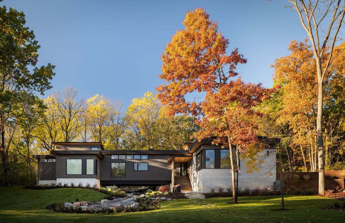 archinect's tweet image. The Bridge House by Giraffe Design Build 📸 Martin Vecchio Photography #ArchinectProjects

Project details at archinect.com/firms/project/…