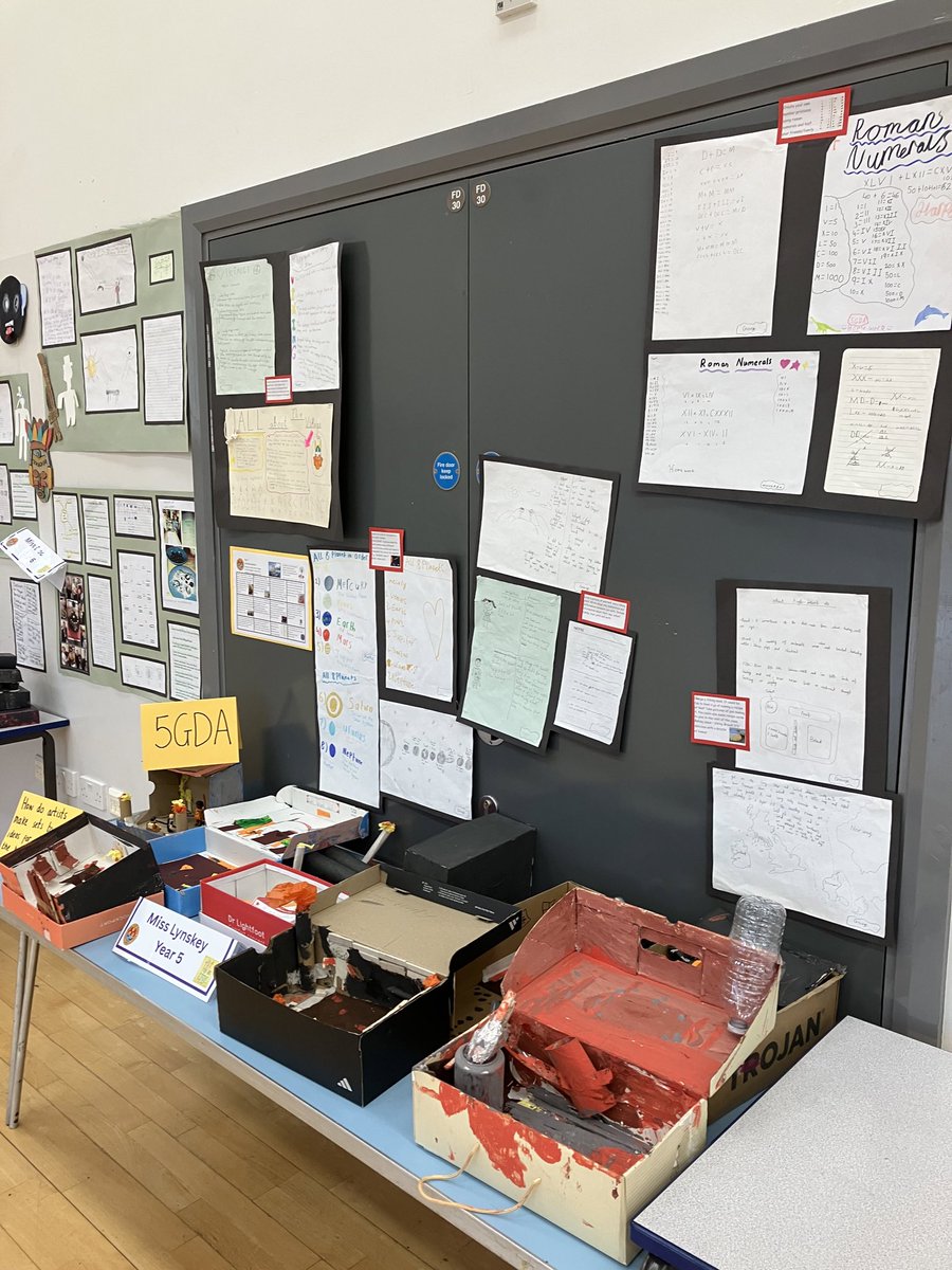 On Wednesday, we held a Homework Showcase to show off all of the amazing homework children have been doing! Everyone got to vote for their favourite class, so stay tuned to find out who won!