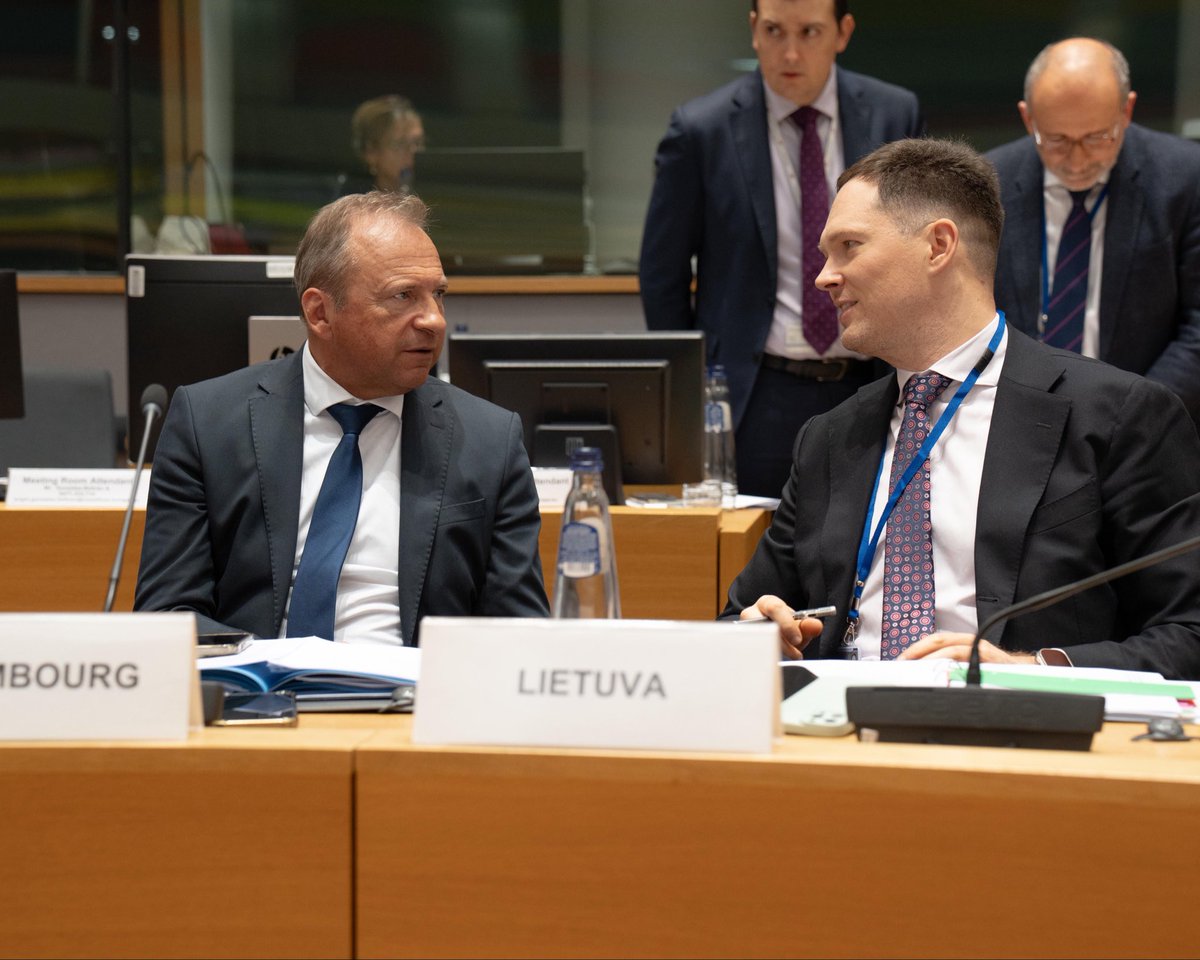 At #Eurogroup &amp; #ECOFIN, we discussed macroeconomic trends and ways to boost Europe’s competitiveness and innovation.
The Council adopted Luxembourg’s updated Recovery &amp; Resilience Plan, a key step for the twin transition.
Great exchange on open trade with EFTA partners.