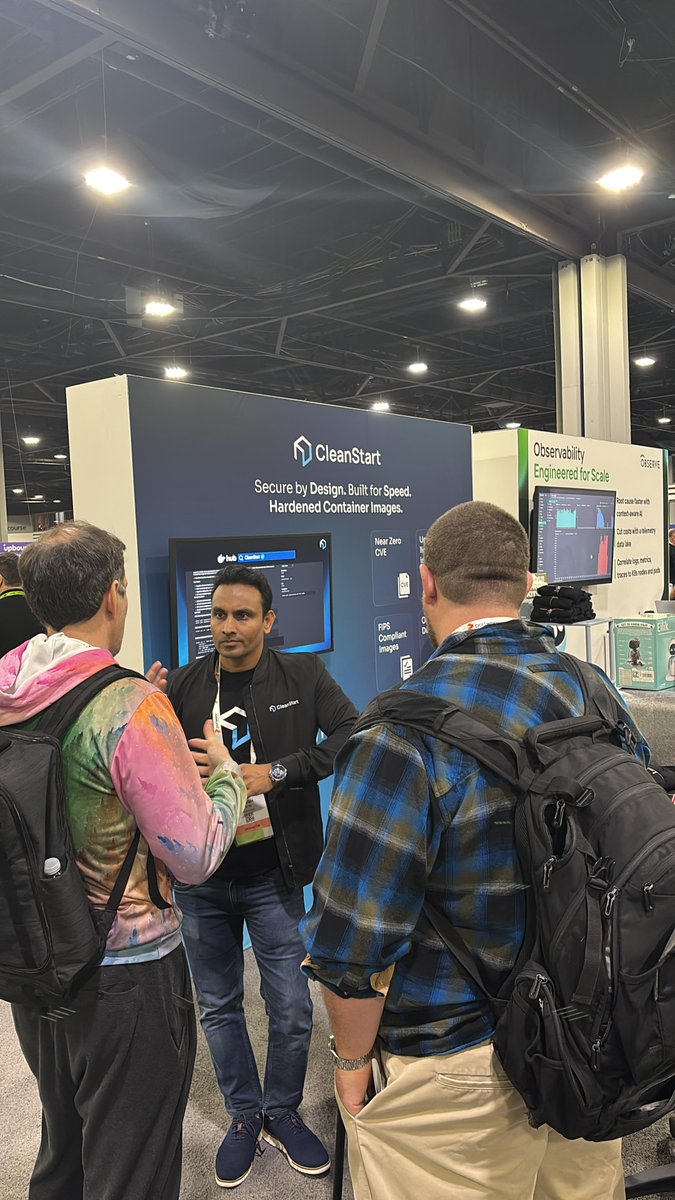 Day 2 at #KubeConNA and Team CleanStart is in full swing! ⚡️
Swing by booth #752 to talk container security and grab some cool swag!

#CleanStartatKubeCon #CloudNativeCon #ContainerSecurity