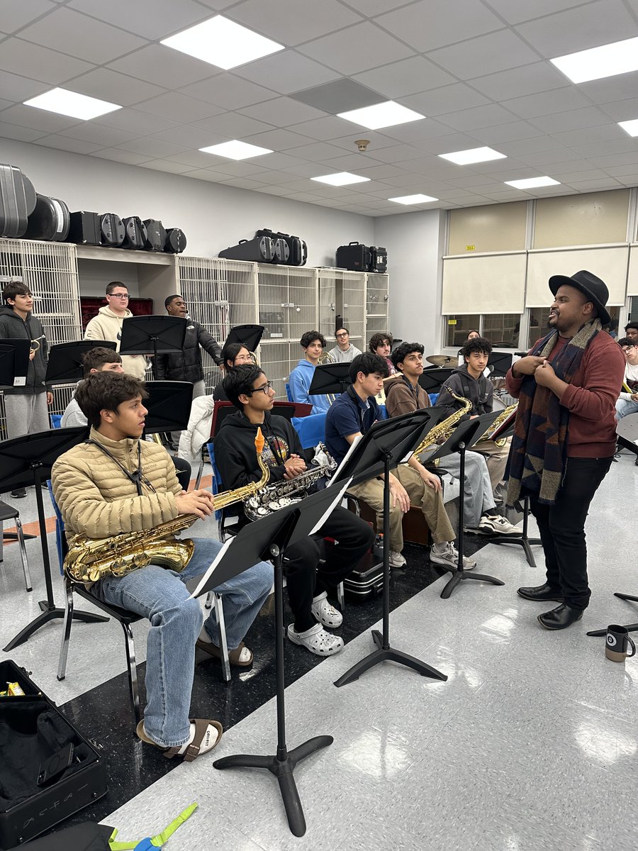 East Meadow Schools tweet media