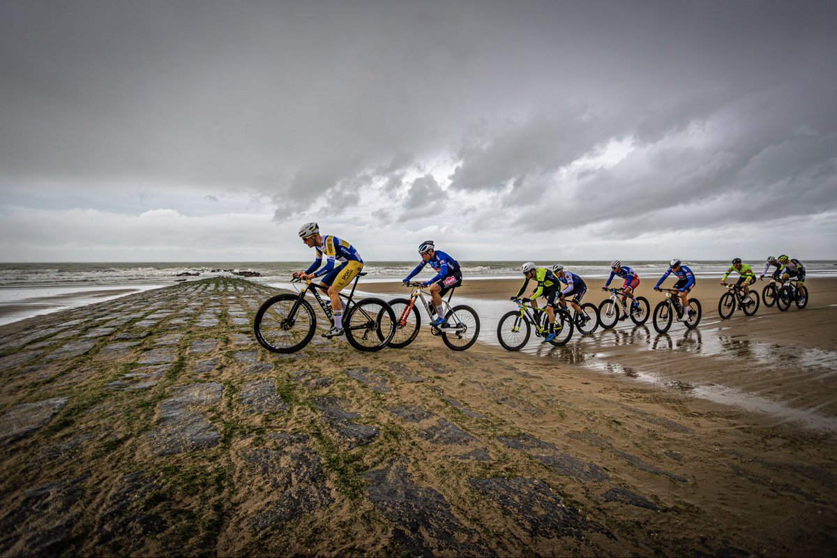 It’s Thursday - time for a Throwback!

Wheels in the Wind, Salt in the Air
Beach racing: the most relaxed chaos you’ll ever see on two wheels.

For this #ThrowbackThursday, we’re heading back to 2022 - the Belgian Beach Race Championship in Bredene

open.substack.com/pub/stijnbaste…