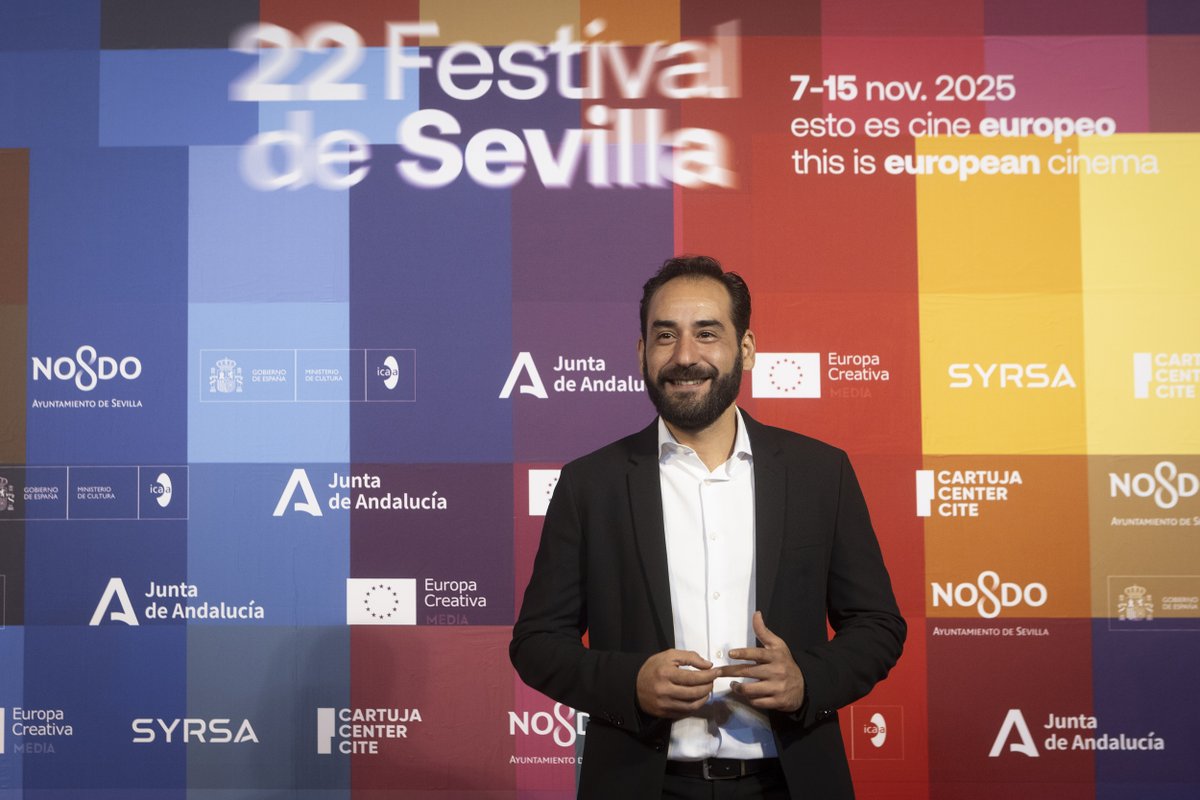 acontrafilms's tweet image. 🎬 Ayer el Festival de Sevilla acogió la presentación de #Golpes, ópera prima de Rafael Cobos.

Un relato sobre dos hermanos enfrentados, protagonizado por un dúo icónico: Luis Tosar y Jesús Carroza.

#22FestivalSevilla #Golpes