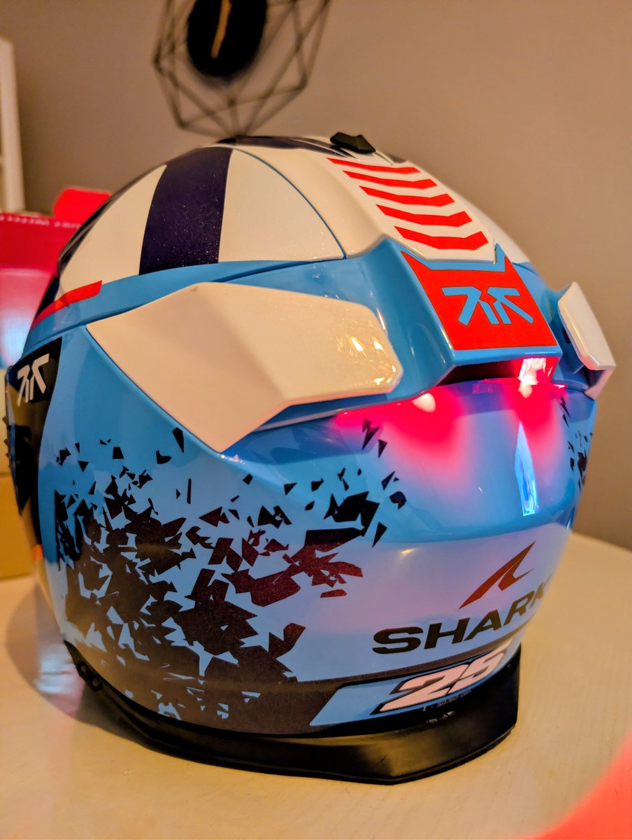 Thomas, le mec qui parle tjrs de moto là tweet media