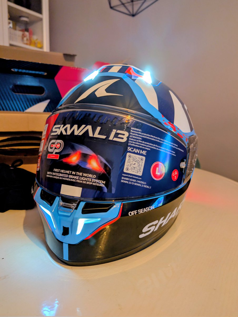 Thomas, le mec qui parle tjrs de moto là tweet media