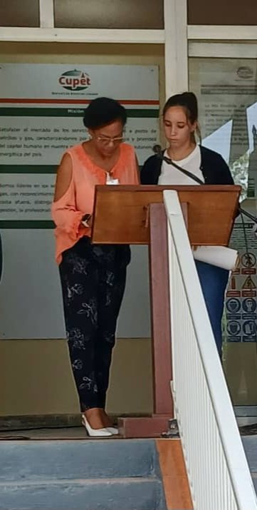 CEmpercap's tweet image. @CEmpercap Firma &quot;Declaración Voluntaria para la Protección de la Capa de Ozono&quot;, #CITMA y promueve industrias más concientes y responsables. Reconocieron Divisiones y trabajadores por su contribución a la Sustitución de Sustancias Agotadoras de la Capa  de Ozono.