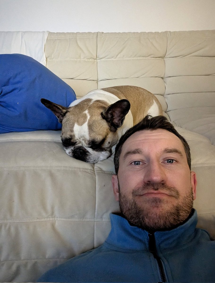 Single man tweet media